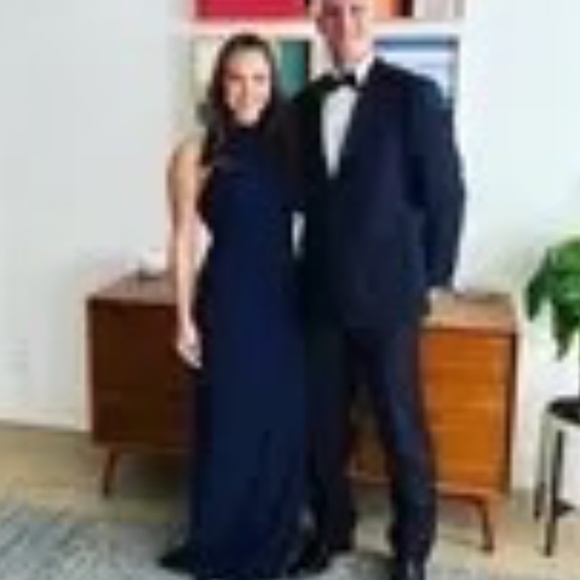 Badgley Mischka Rent the Runway Two tone high neck gown sz 6 $575 - Picture 7 of 12